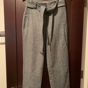 Aritzia pants/trousers